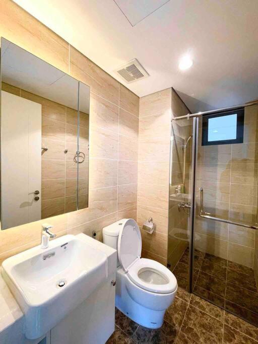 Apartment Spacious/3br/lakeview/highrise
