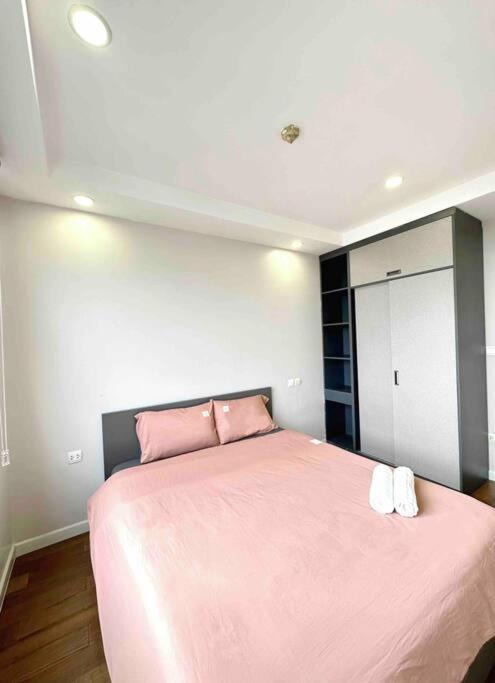Apartment Spacious/3br/lakeview/highrise